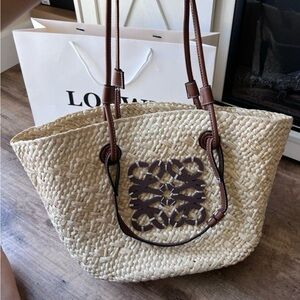 ANAGRAM Basket Straw Tote